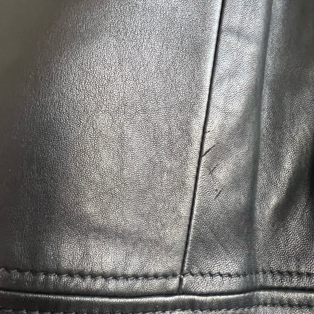 Tahari leather mid length coat - Picture 2 of 4
